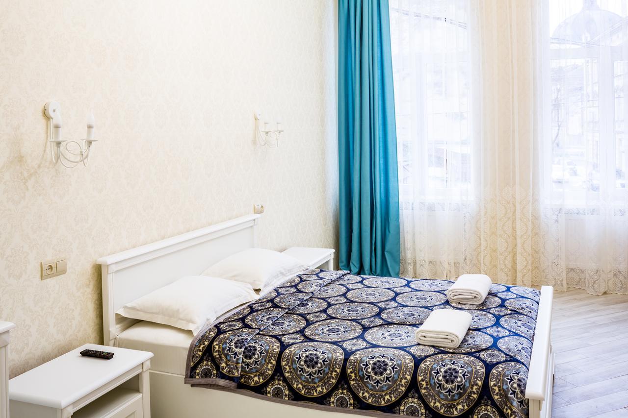 Leogrand Vip Apartments On Udatnogo 4 Lvov Exteriér fotografie